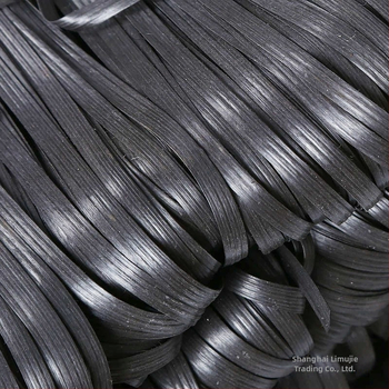 Ehitusplatsil bambusraamiga köis – pakkimiseks ja oksade sidumiseks