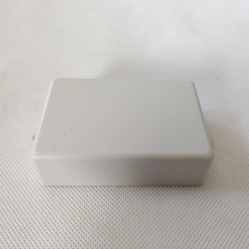 ABS jungiamoji dėžė su terminalo bloku lauko naudojimui — Prekės ženklas NEW BLUE; korpusas ABS; Apsauga: Gera