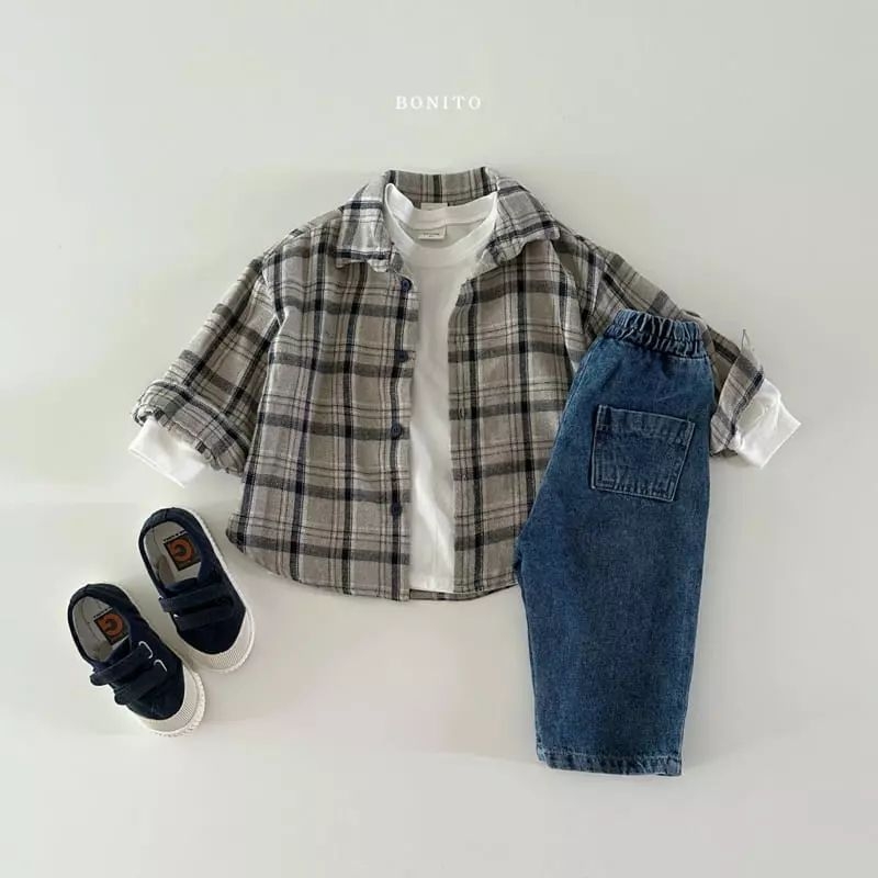 Dječja košulja u korejskom stilu, karirani uzorak, ovratnik tip lapel, 85% pamuka
