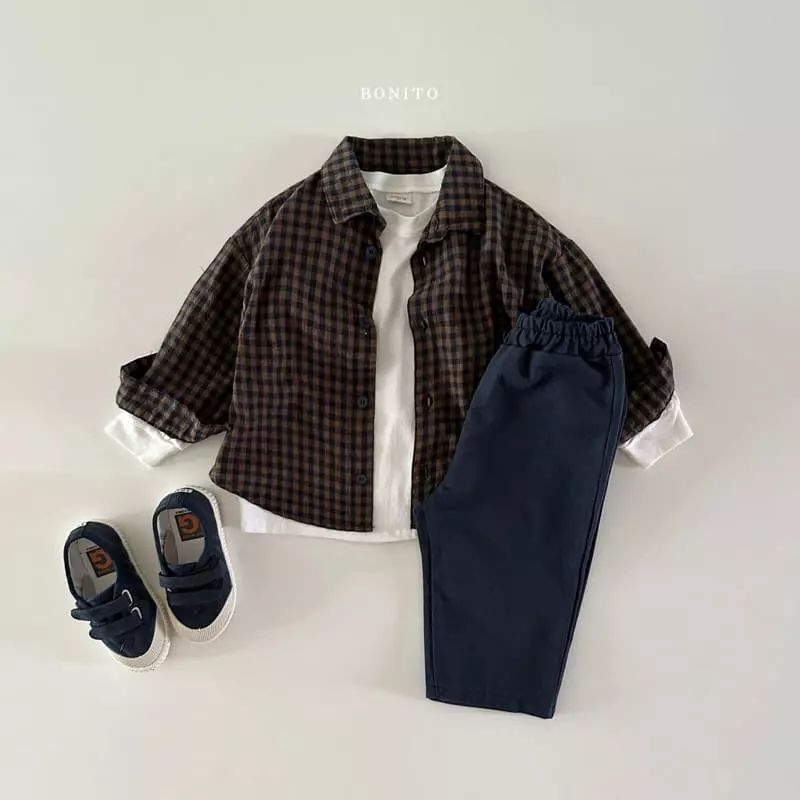 Dječja košulja u korejskom stilu, karirani uzorak, ovratnik tip lapel, 85% pamuka
