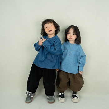 Uniszex gyerekeknek szánt denim ing, álló gallér, nagy mellzseb, 100% pamut denim, enzimes mosás, Koreai stílus, 3–8 éveseknek