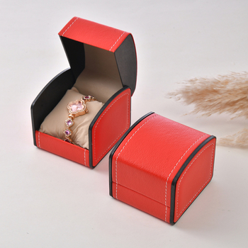 PU bőrű óratartó doboz íves fedéllel – mechanikus órák és ékszerek, karkötő rendező