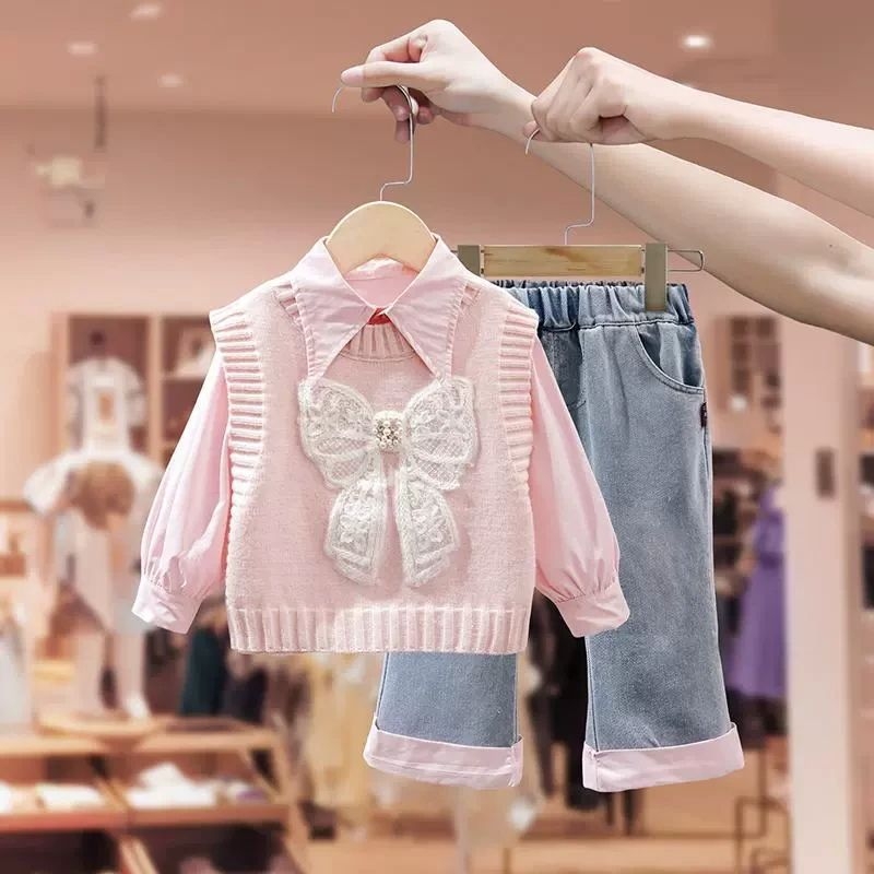 Djevojački trodijelni proljetni komplet: vest, košulja i traperice; dugi rukavi; tanka tkanina; materijal Rayon; glavna tkanina: krzno zeca 80–90%