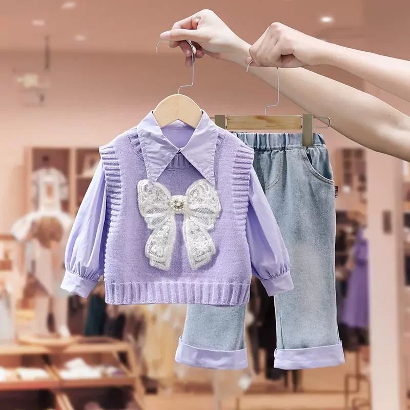 Djevojački trodijelni proljetni komplet: vest, košulja i traperice; dugi rukavi; tanka tkanina; materijal Rayon; glavna tkanina: krzno zeca 80–90%