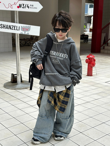 Vaikų džinsai su daugybe kišenių, laisvas tiesus kirpimas, 100% medvilnė, universalus