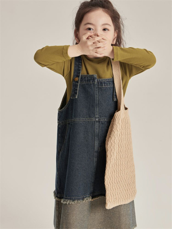 Момичешка пола с презрамки от терри плат, в корейски стил, A-line, едноцветна, основна материя зайчова козина 70-80%