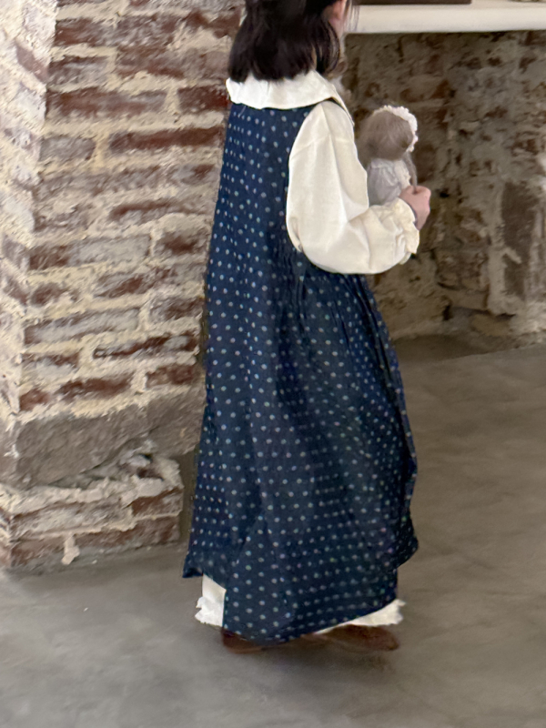 Детска деним рокля с точкова шарка, корейски стил, дълъг ръкав, връзка за връзване, 78% памук, 22% полиестер