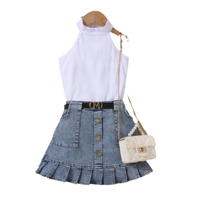 Lányok háromrészes pamut ruhásszett: ujjatlan felső, mellény és denim pliszírozott szoknya (95% pamut). Alkalmas tavasszal, nyáron és ősszel.