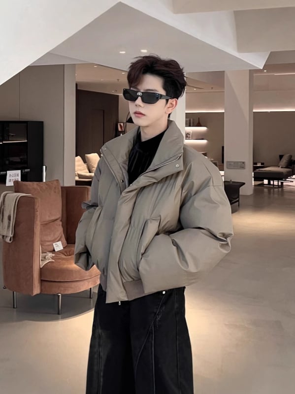 Jakna s punjenjem od poliestera, slobodan kroj, stojeći ovratnik, zatvarač, debeli punjenje