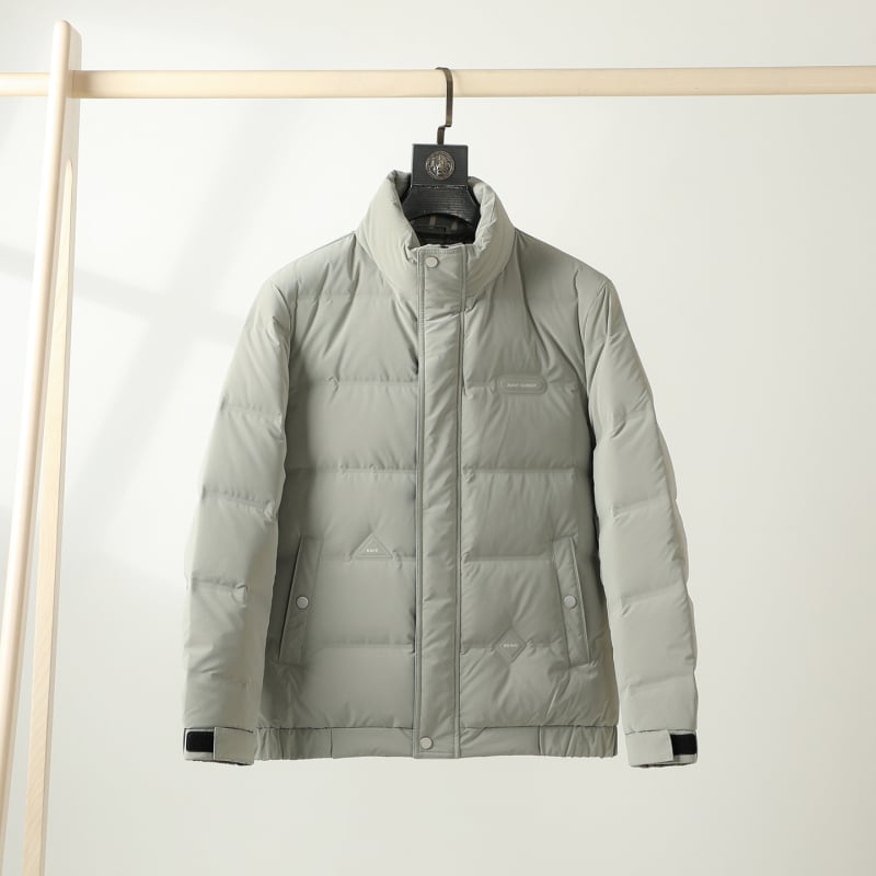 Muška down jakna s stojećim ovratnikom, zatvaračem, debela; 86-90% perja, 90-120 g punila