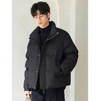 Muška jakna od perja sa stojećim ovratnikom, kratka duljina, sadržaj 66–70% sivog gusjeg pera, punjenje 900