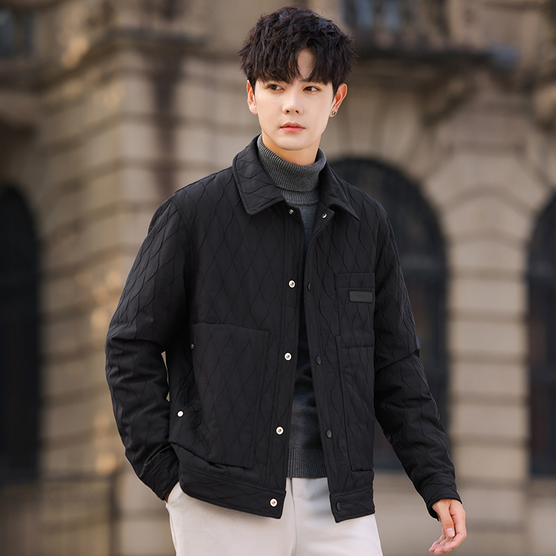 Ανδρικό μπουφάν με πλήρωση από πούπουλα πάπιας 85%, χωρίς κουκούλα, μονομπροστό κλείσιμο, κατάλληλο για ήπιο κρύο (-5°C έως 0°C), συλλογή 2024