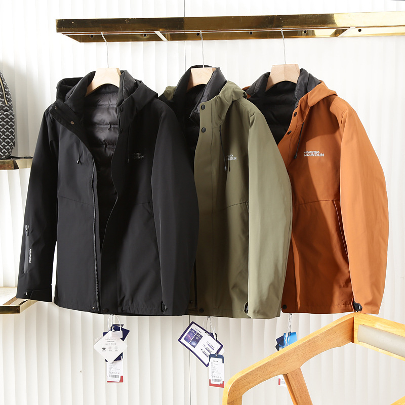 Muška zimska jakna s kapuljačom, sadržaj perja 81–85%, nadomještaj 100–150 g, prozračna, zaštita od hladnoće -30°C do -15°C