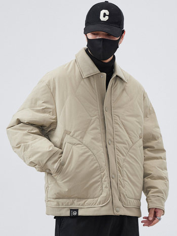 Jachetă bărbătească cu glugă din puf de rață alb, pentru iarnă 2025 — conținut puf 86–90%, umplere 550, rezistent la vânt, anti-murdărie, ușoară