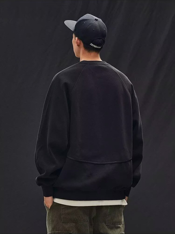 Pulover lejer cu mâneci lungi, guler rotund, fără guler; topstitching; material poliester Huamian composite; model litere