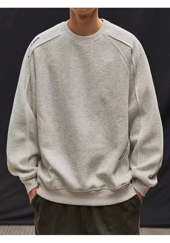 Pulover lejer cu mâneci lungi, guler rotund, fără guler; topstitching; material poliester Huamian composite; model litere