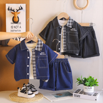 Set de trei piese pentru băieți — tricou cu mânecă scurtă, pantaloni scurți, poliester, vârsta 1–3 ani