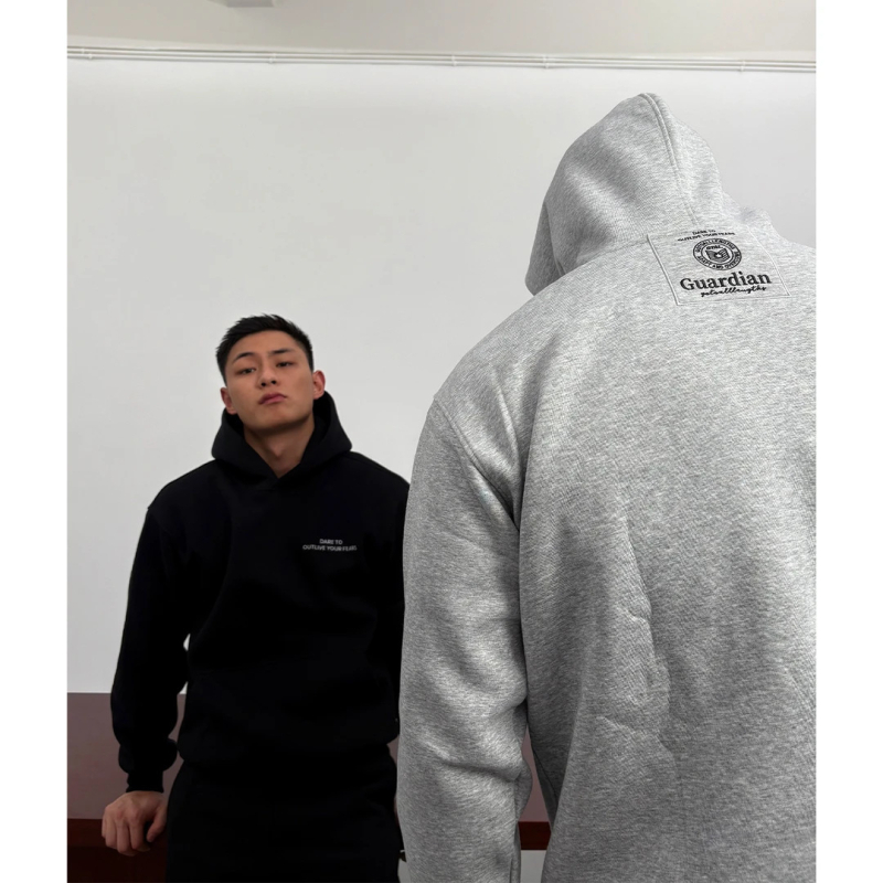 Unisex dukserica s kapuljom u američkom streetwear stilu, opuštenog kroja za svakodnevno nošenje