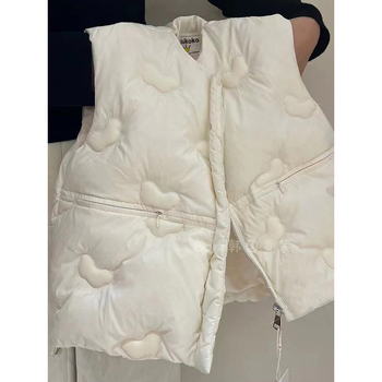 Bērnu pūka veste bez piedurknēm rudens sezonai, vecums 3-8 gadi, pildījums no zoss pūkām 86-90%, poliesteris audums