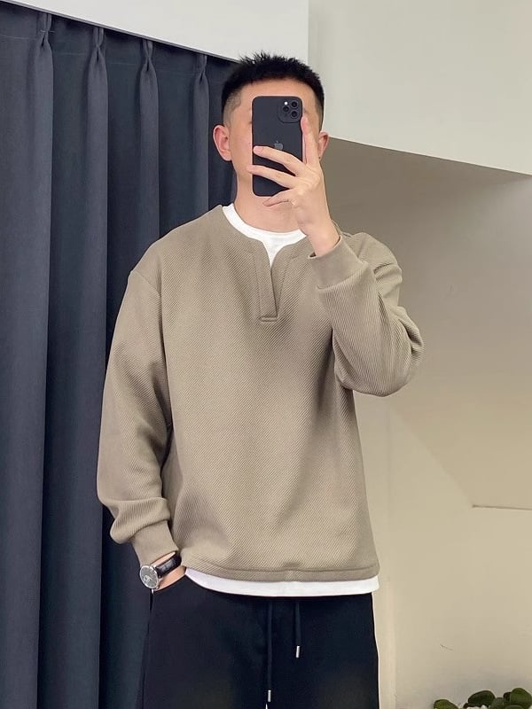 Férfi polár pulóver cipzárral, kerek nyakú, laza szabású, oldalsó zsebek, poliészter 96%+