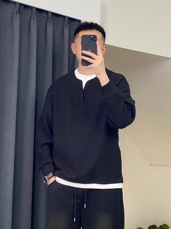 Férfi polár pulóver cipzárral, kerek nyakú, laza szabású, oldalsó zsebek, poliészter 96%+