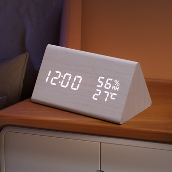 LED-es fa asztali óra hőmérővel, páratartalom-méréssel, örök naptárral, világidővel és ébresztővel