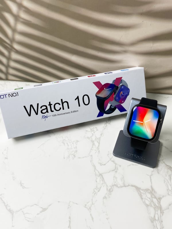 Inteligentni sat DT Watch 10 s Bluetooth pozivima, IPS HD zaslon, praćenje srčanog ritma, krvnog tlaka i zasićenja kisikom, vodootporan za plivanje, bežično punjenje