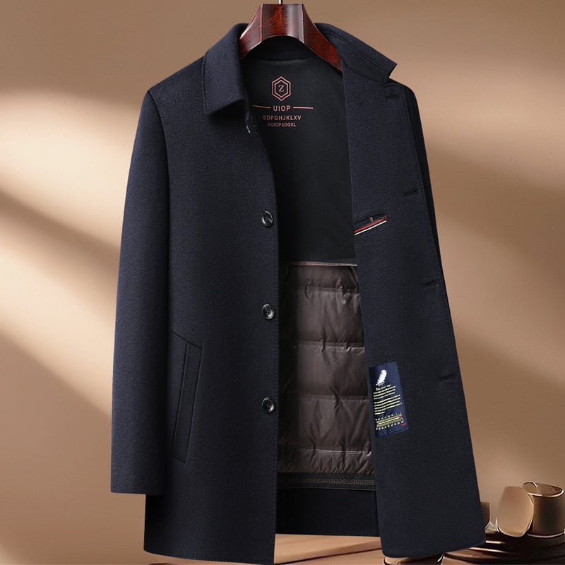 Villane mantel, paksendatud, seisev krae, tõmblukk, küljetaskud, 70% villa