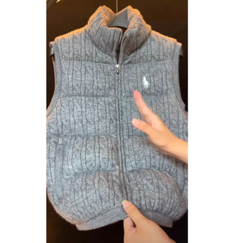 Vesta s kapucňou, stojatý golier, plný zips, voľný strih, vintage kardigán štýl