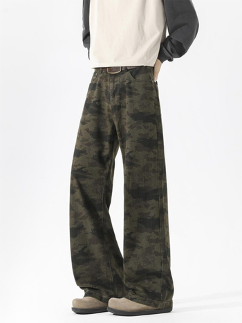 Muške traperice s camouflage uzorkom u američkom street stilu, s fleece-om za zimu, ležerno straight krojenje, svakodnevne hlače