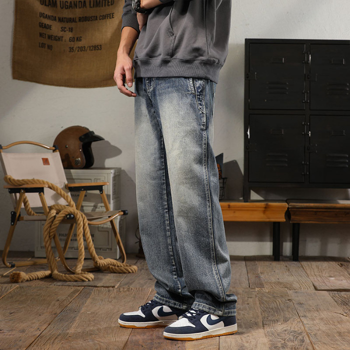 Farmernadrág egyenes szabású, kőmosott, középmagas derék, cipzáras zárás, 100% pamut, utcai stílus