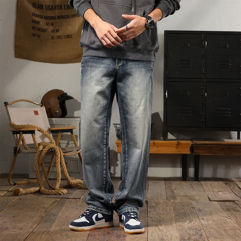 Farmernadrág egyenes szabású, kőmosott, középmagas derék, cipzáras zárás, 100% pamut, utcai stílus