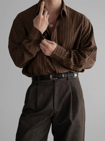 Teksturirana ležerna košulja s dugim rukavima, poliester tkanina, vertikalne pruge, slobodan kroj