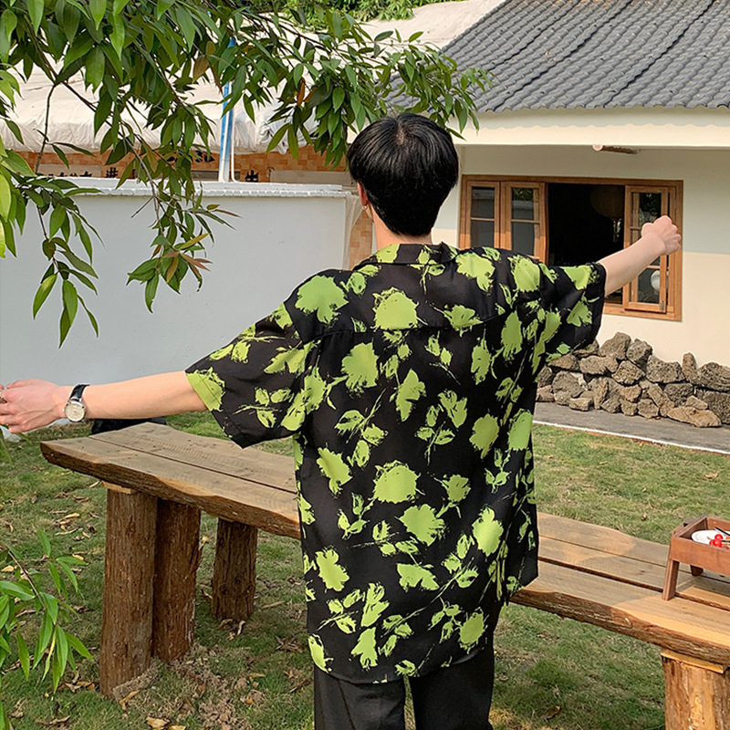 Muška košulja kratkih rukava s cvjetnim uzorkom, kvadratni ovratnik, slobodan kroj, poliester-mješavina, lagani materijal