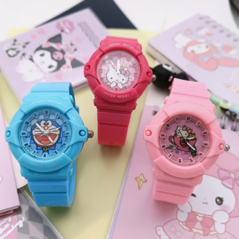 Dječji sat s karikaturom mačke, luminescirajući analogni sat, kvarcni mehanizam (model 68), plastično kućište i remen