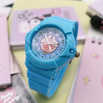 Dječji sat s karikaturom mačke, luminescirajući analogni sat, kvarcni mehanizam (model 68), plastično kućište i remen
