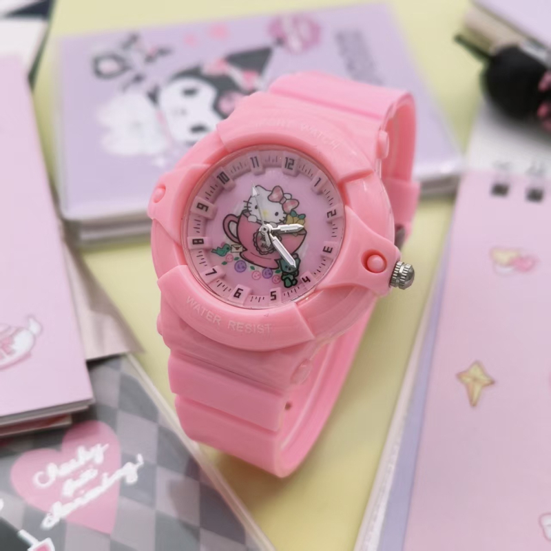 Dječji sat s karikaturom mačke, luminescirajući analogni sat, kvarcni mehanizam (model 68), plastično kućište i remen