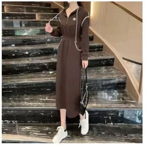 Ženska haljina s kapuljom, A-linije kroja, srednja duljina, poliester, elastični pojas, dugi rukavi