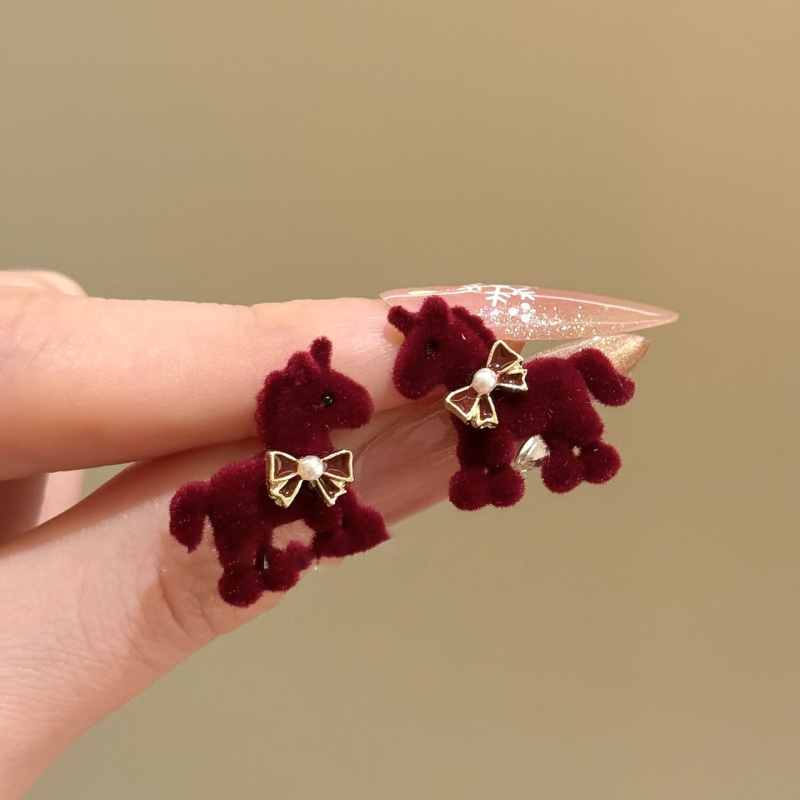 Γυναικεία σκουλαρίκια με κρεμαστό αλογάκι, σχήμα ζώου/ζωδίου, χαλκός, ηλεκτροεπάλειψη, λαμπερό στυλ πολυτελείας