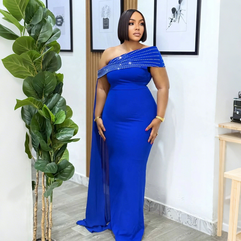 Haljina s jednim ramenom, halter vrat, bez rukava, duga suknja, poliester i spandeks