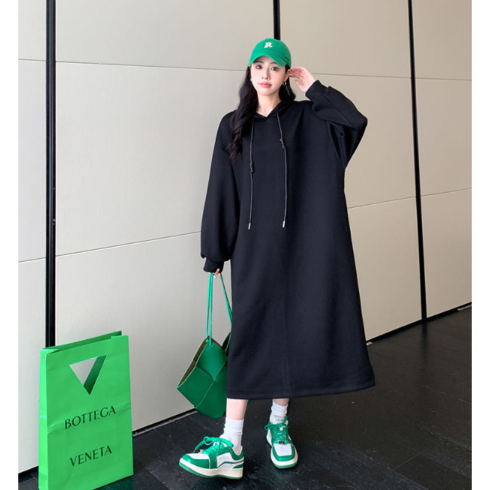 Haljina-sweatshirt s kapuljačom, fleec podstava, dugačka, poliester materijal, zima 2024