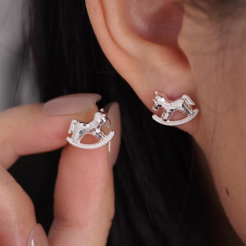 Σκουλαρίκια από χαλκό με κρεμαστό ζώδιο αλόγου, ηλεκτροπλατίωση, ελαφρύ στυλ πολυτέλειας, για γυναίκες