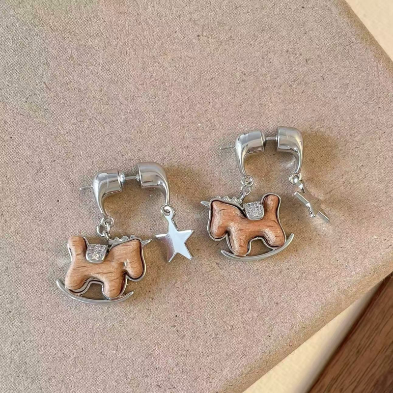 Σκουλαρίκια από χαλκό με κρεμαστό ζώδιο αλόγου, ηλεκτροπλατίωση, ελαφρύ στυλ πολυτέλειας, για γυναίκες