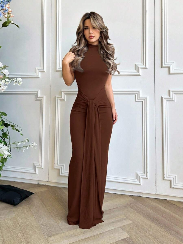 Duga haljina bez rukava, okruglog izreza, visokim strukom, od poliestera i spandexa