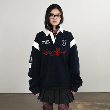 Ženski pamukasti sweatshirt s uzorkom slova, udoban kroj, polo ovratnik, 80–90% pamuka