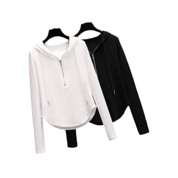 Ženski hoodies s kapuljačom – uski kroj, kratka duljina, dugi rukavi, poliester s elastanom