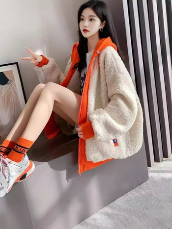 Jakna od ovčje vunene s kapuljom i zatvaračem – široki kroj, Harajuku/Korejski leisure stil, zima 2024, poliester/elastin