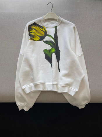 Ženski hoodie od terry pamuka s tulipan printom, slobodan kroj, duge rukave