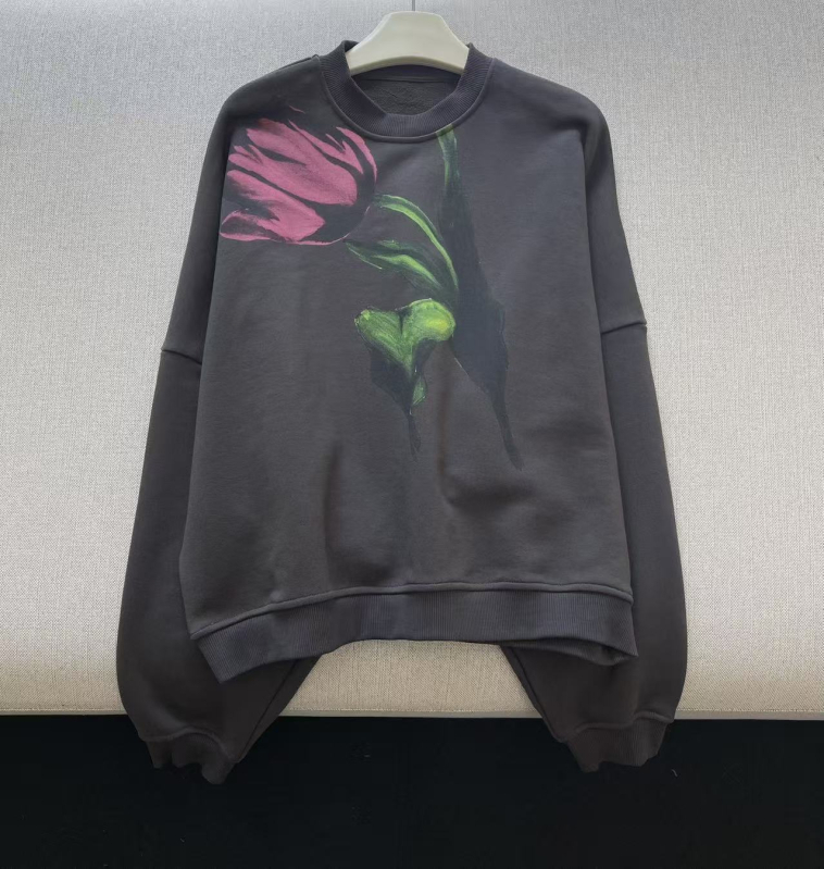 Ženski hoodie od terry pamuka s tulipan printom, slobodan kroj, duge rukave