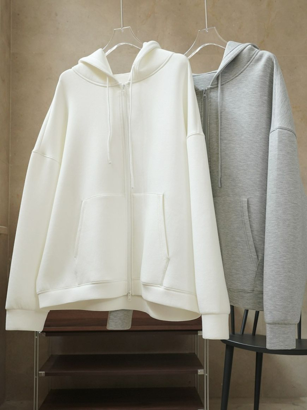 Női laza szabású kapucnis kardigán-sweatshirt, elöl zipzár, hosszú ujjú, közepes hosszúságú, anyag: légies pamut-viszkóz-nailon keverék, japán–koreai lazább stílus